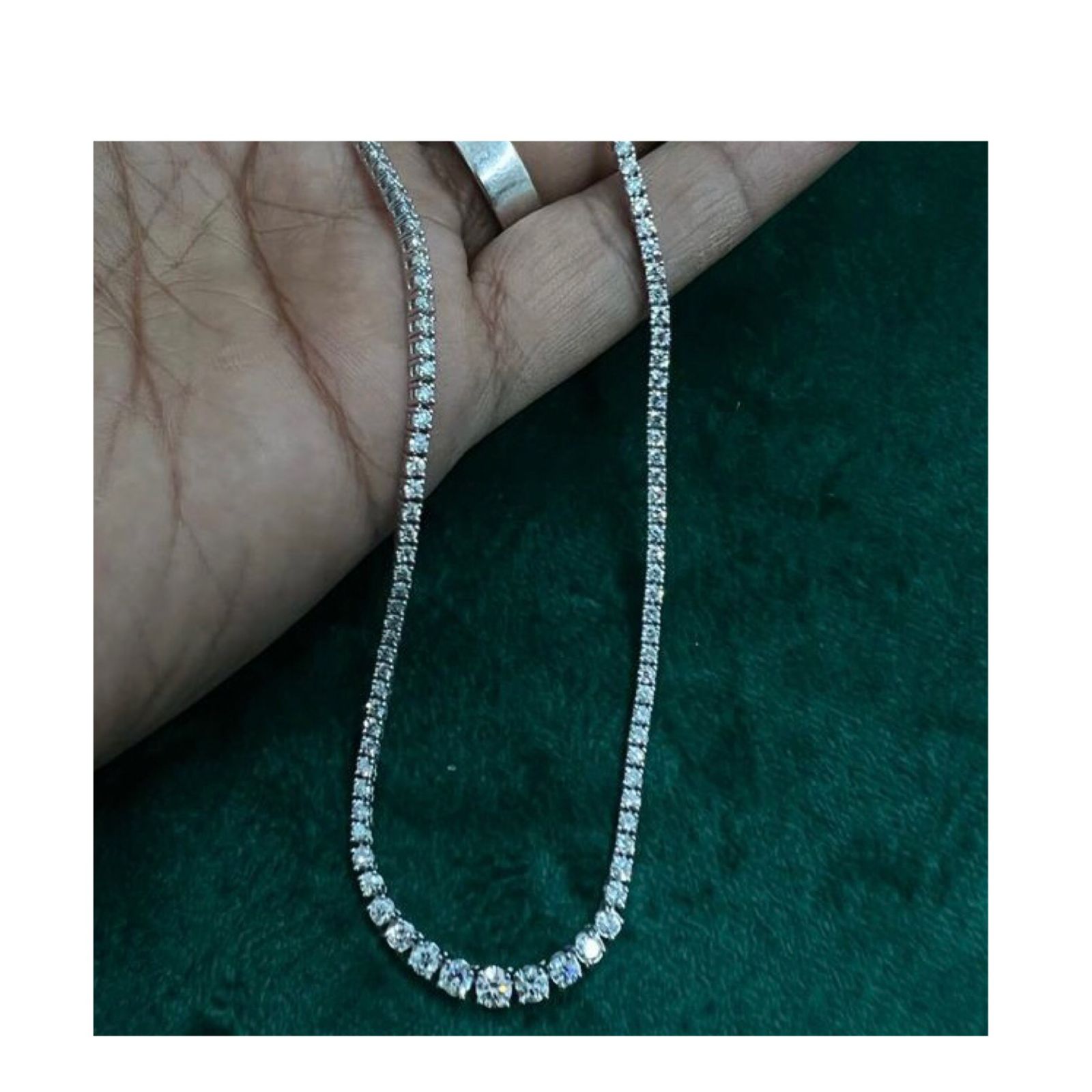 9.22 ct Natural Round Diamond Graduated Tennis Necklace, 18K White Gold
